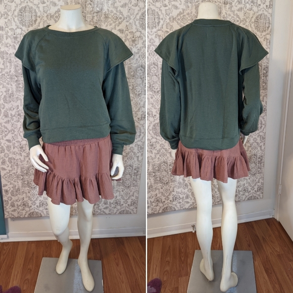Lou & Grey Sage Green Ruffle Sleeve French Terry Sweatshirt Sz. Small - Picture 3 of 7